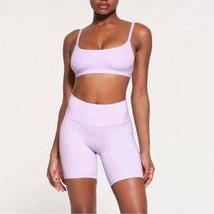 SKIMS  Fits Everybody High Waisted Biker Short Lily M NWT 90’s Pilates Preppy